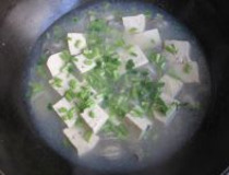 海蛎子炖豆腐做法 海蛎子炖豆腐简单做法介绍