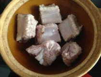 咸肉竹笋汤做法图解 腌笃鲜怎么做