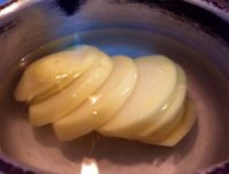 三文鱼卷家常做法 在家如何自制美味三文鱼卷？