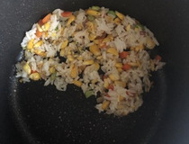 宝宝1岁吃鸡中翅怎么烧 无骨鸡翅包菜饭最适合宝宝吃