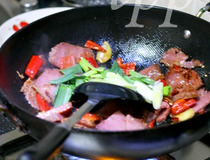 回锅牛肉的做法 7个步骤很简单