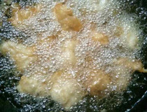 炸鸡配啤酒做法图解 香酥炸鸡块的简单做法