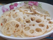 藕片怎么做好吃 家常素炒藕片口感清爽